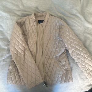 Women’s short lightweight Moncler puffer jacket